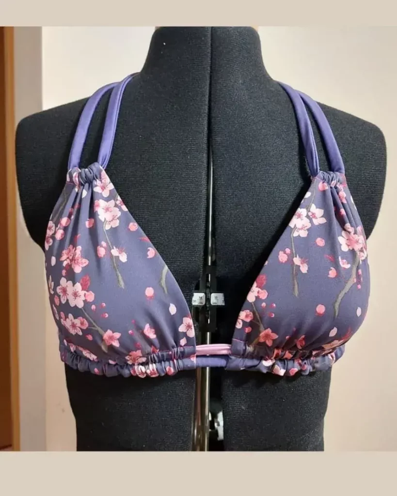 Usij_si_svuj_prvni_oboustranny_plavkovy_top_vyzva_zdarma_strih_na_plavky_zdarma (25)