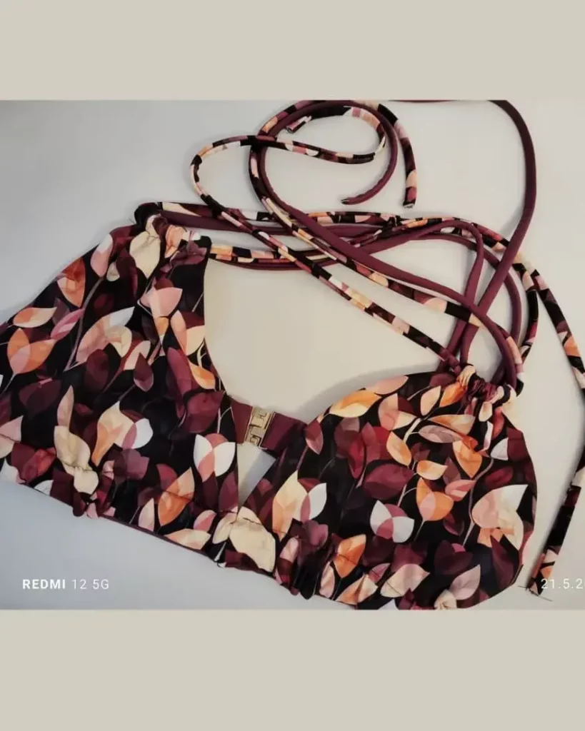 Usij_si_svuj_prvni_oboustranny_plavkovy_top_vyzva_zdarma_strih_na_plavky_zdarma (34)